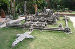 Image cambodiablog.20060402-AngkorWatModel.4903.html, size 127051 b